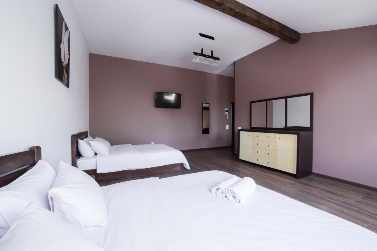Aparthotel Na Mytniy Львов Экстерьер фото