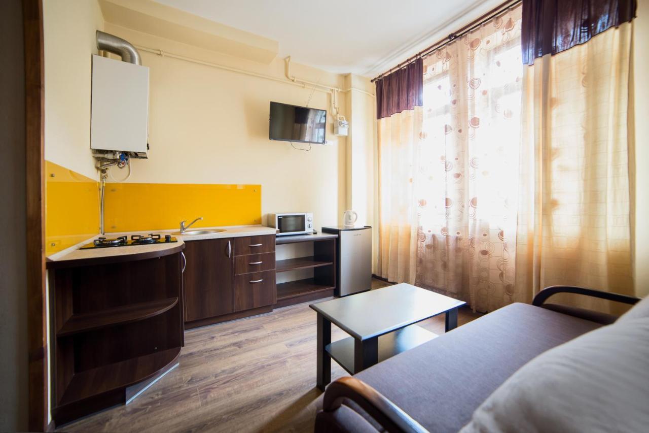 Aparthotel Na Mytniy Львов Экстерьер фото