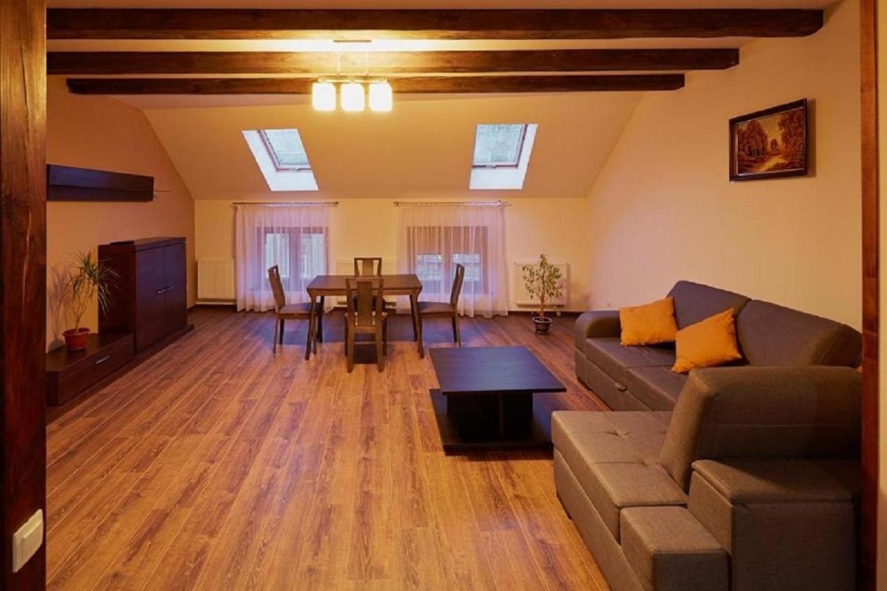 Aparthotel Na Mytniy Львов Экстерьер фото